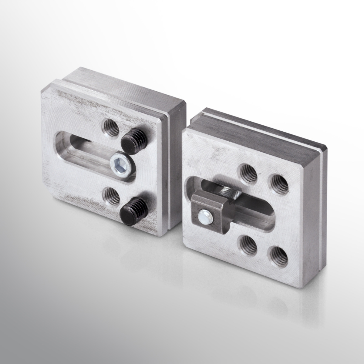 Spannpratzen für T-Nutentische, Spanneisen Spannpratzen für T-Nutentische, Spanneisen